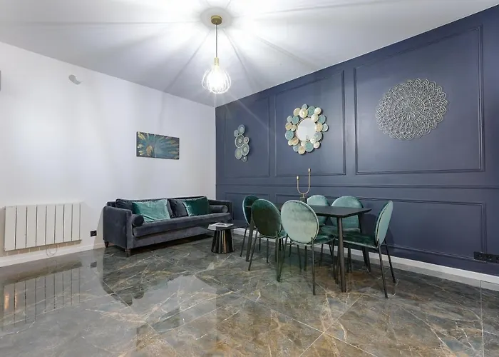 Amazing Luxury Triplex 3Br/8P - Arc De Triomphe