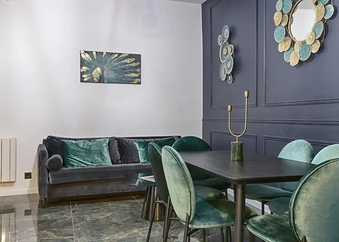 Amazing Luxury Triplex 3Br/8P - Arc De Triomphe