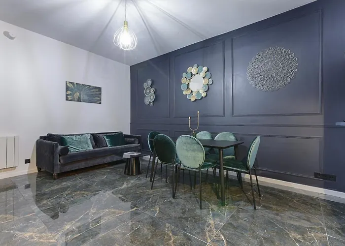 Amazing Luxury Triplex 3Br/8P - Arc De Triomphe